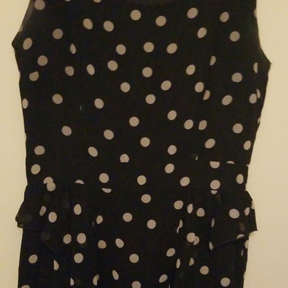 Dress - Picture 3 of 4